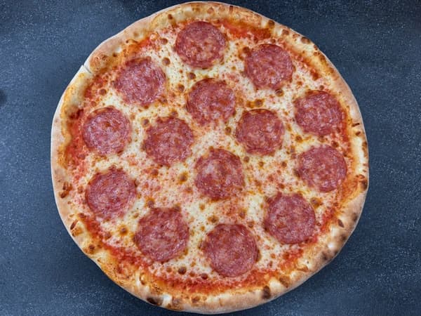 4. Pizza Salami